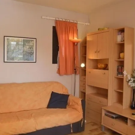 Cap D'agde, 2 Pieces, 4 Personnes - Fr-1-249-295 *